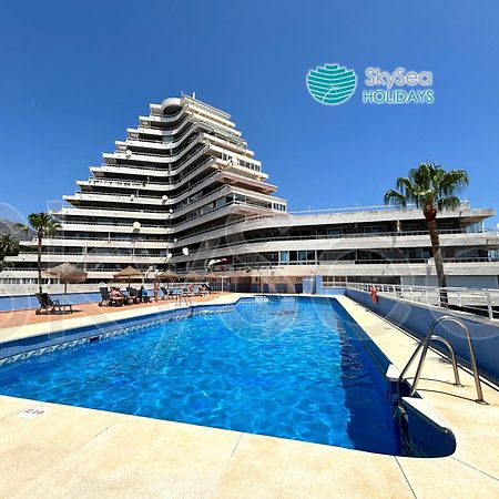 Апартаменты Skysea Benalmadena Puerto Marina Экстерьер фото