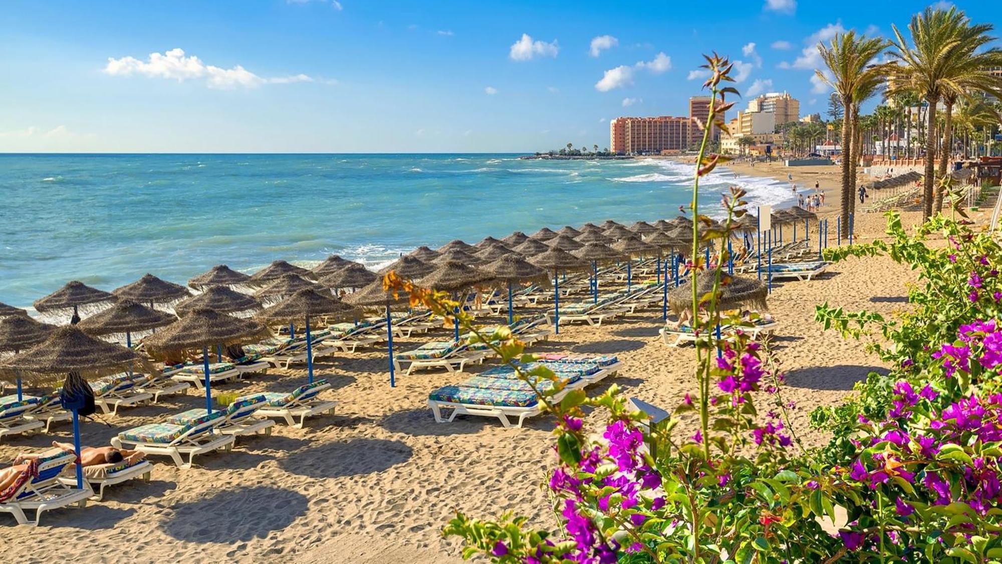 Апартаменты Skysea Benalmadena Puerto Marina Экстерьер фото