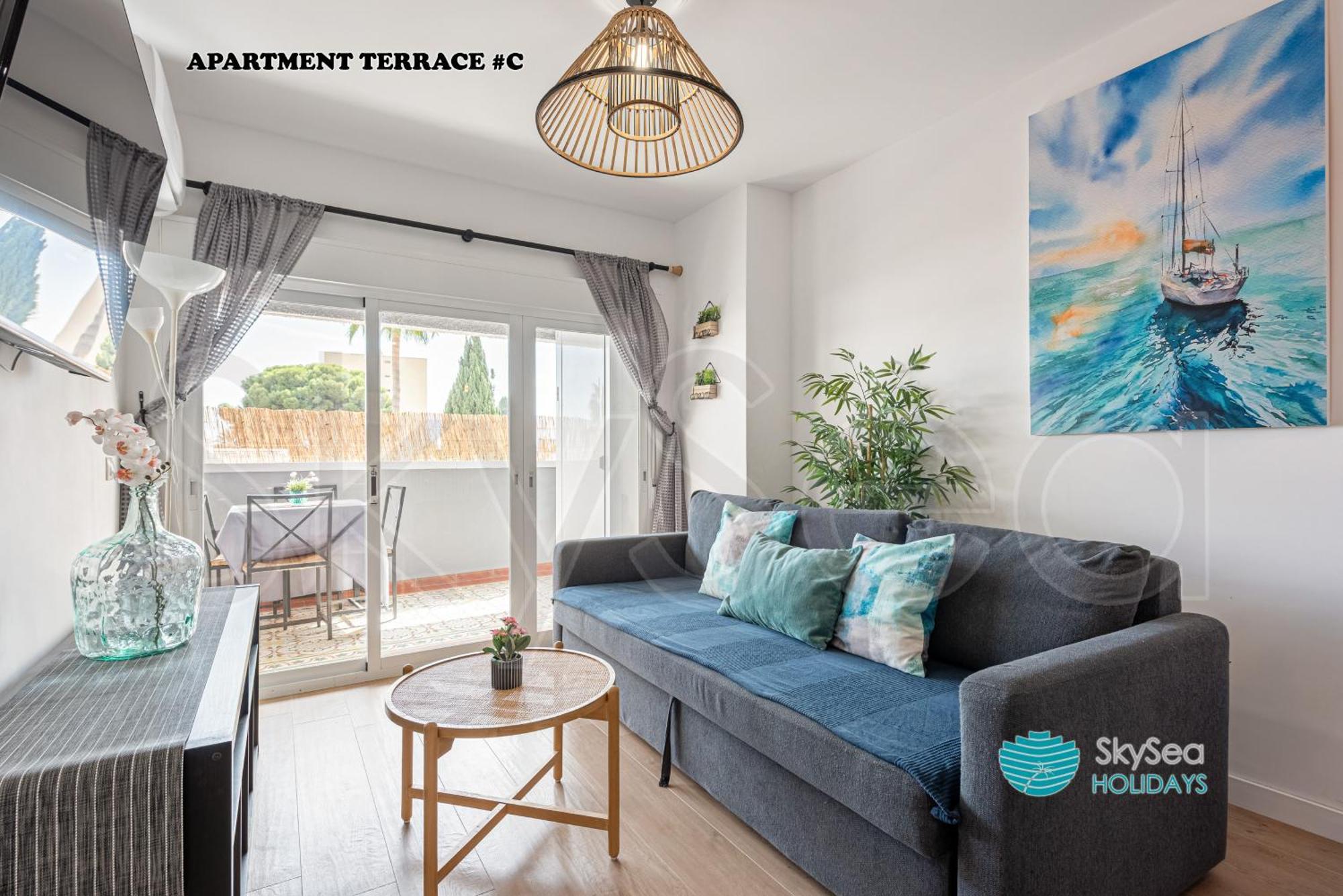 Апартаменты Skysea Benalmadena Puerto Marina Экстерьер фото