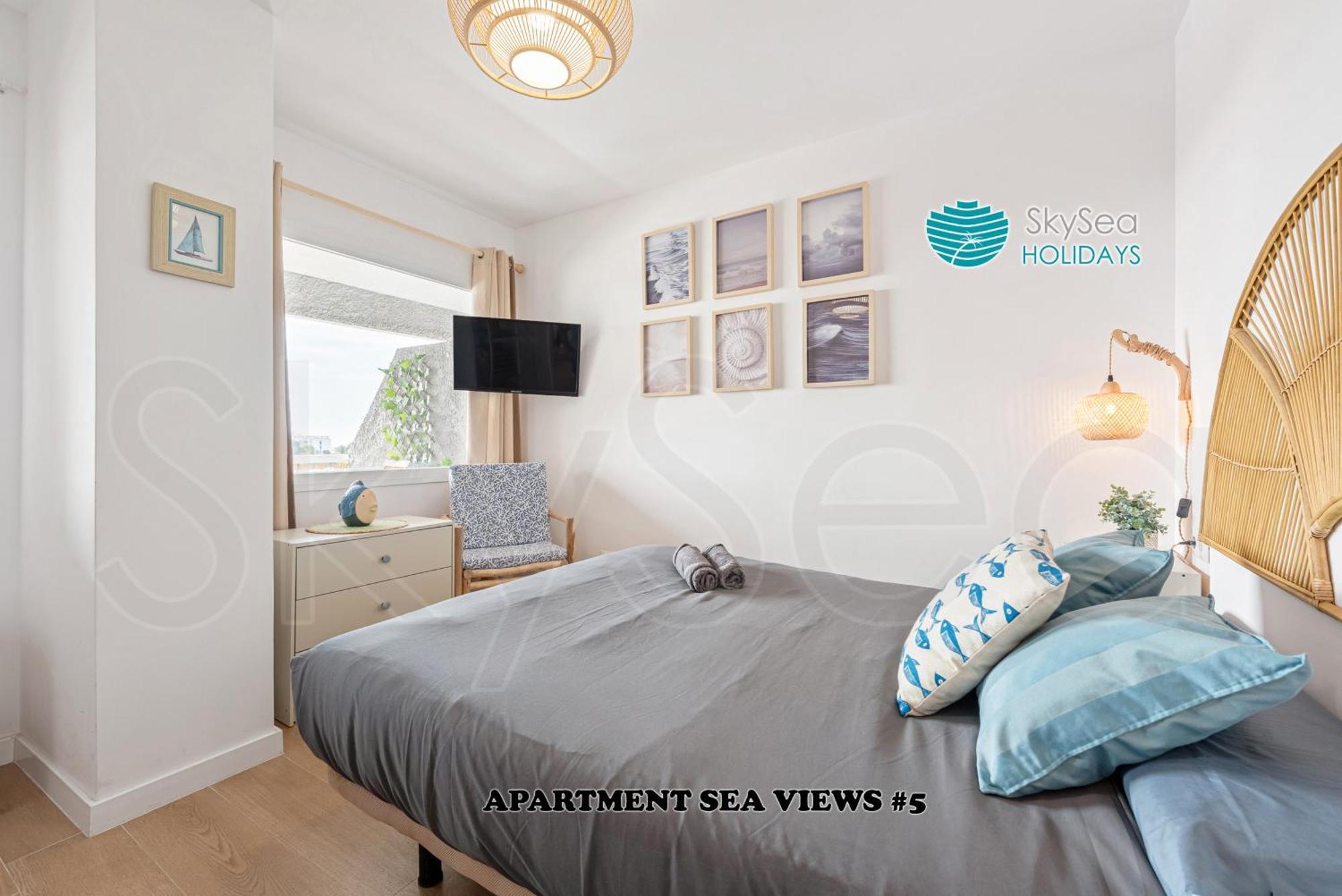 Апартаменты Skysea Benalmadena Puerto Marina Экстерьер фото