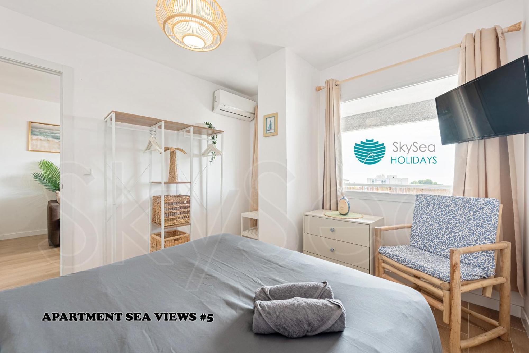 Апартаменты Skysea Benalmadena Puerto Marina Экстерьер фото