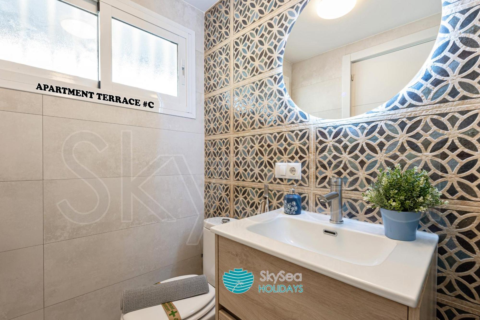 Апартаменты Skysea Benalmadena Puerto Marina Экстерьер фото