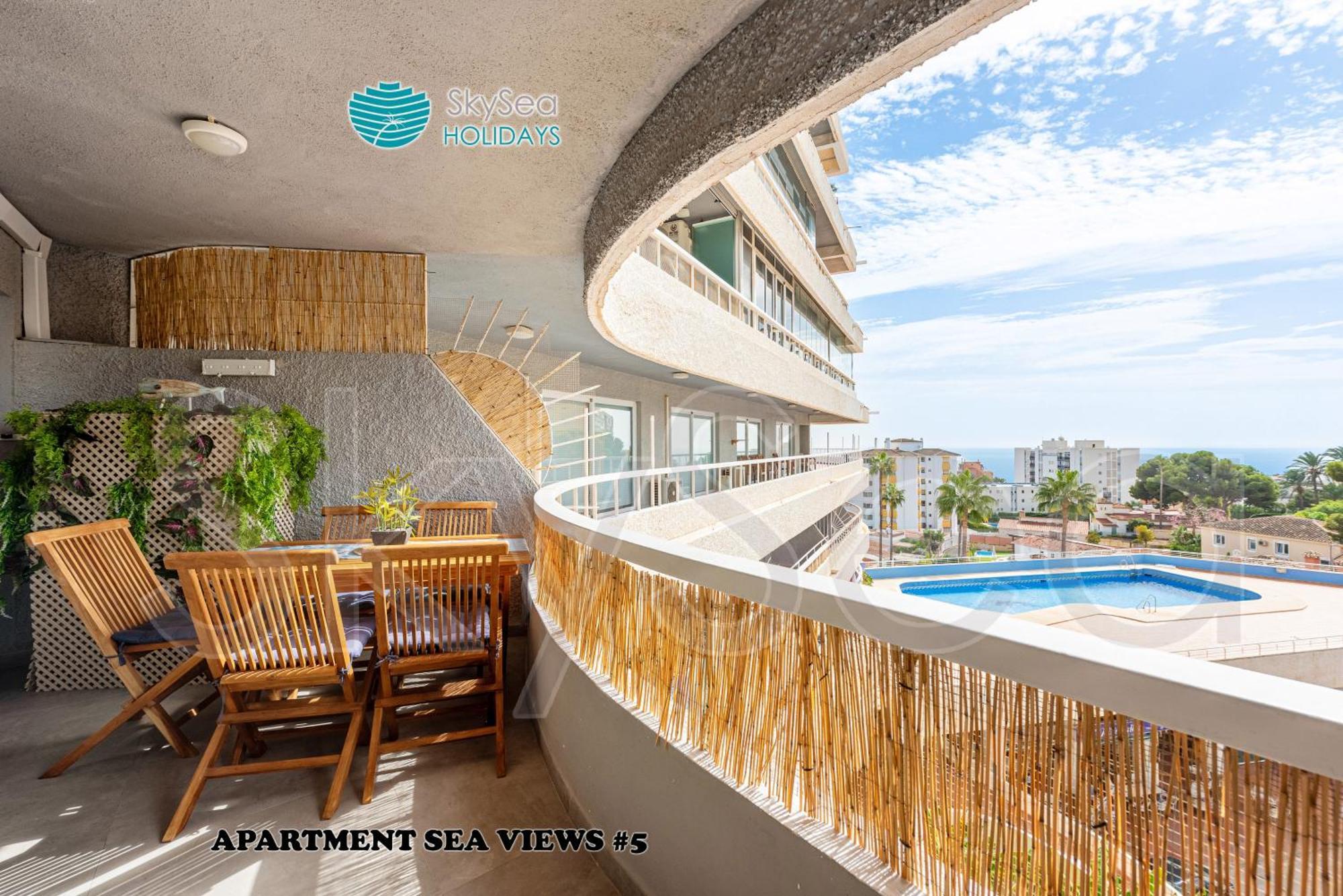 Апартаменты Skysea Benalmadena Puerto Marina Экстерьер фото