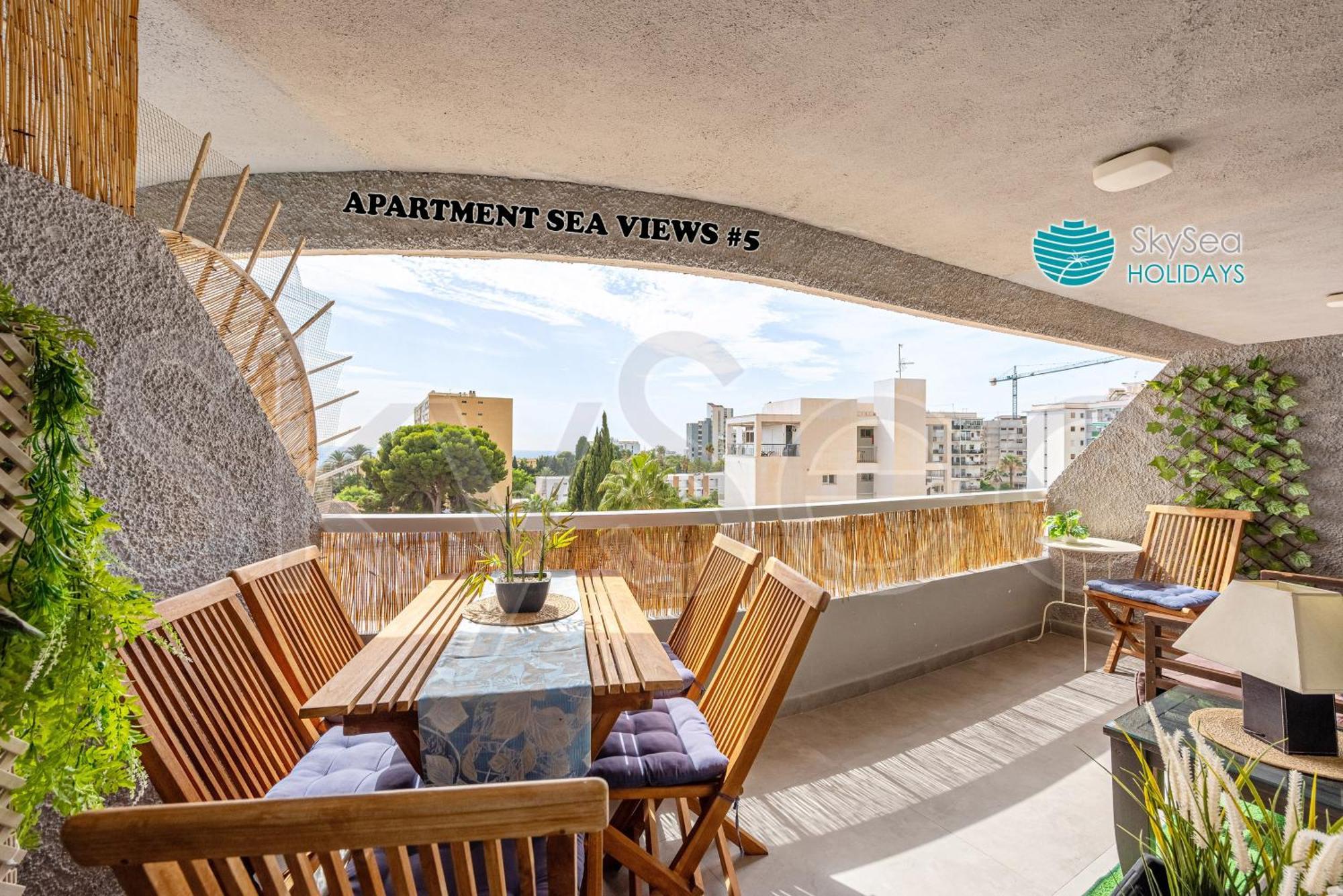 Апартаменты Skysea Benalmadena Puerto Marina Экстерьер фото