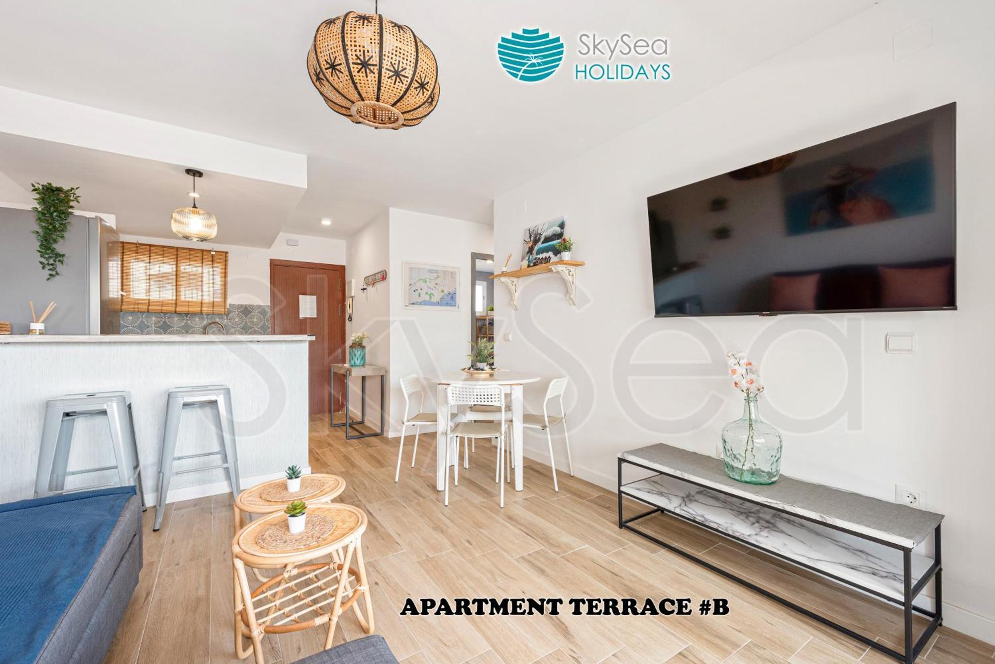Апартаменты Skysea Benalmadena Puerto Marina Экстерьер фото